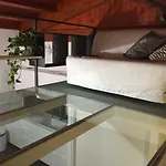 Uloft Apartamento *