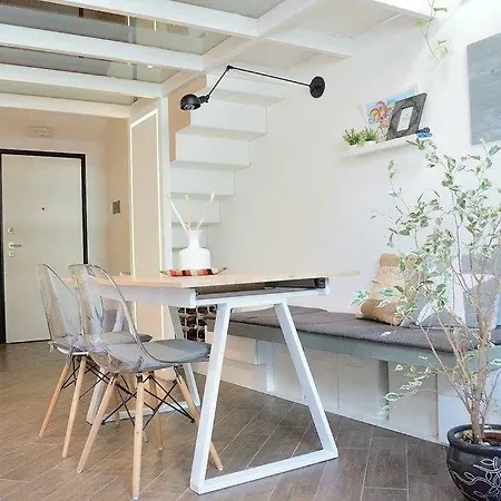 Uloft Апартаменты *